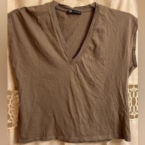 Zara size small baby tee taupe